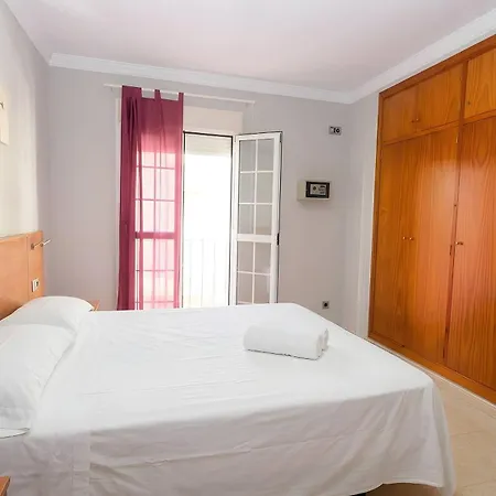 Centro De Conil Muy Amplio Solo Alquillamos Familias Parejas Кониль-де-ла-Фронтера