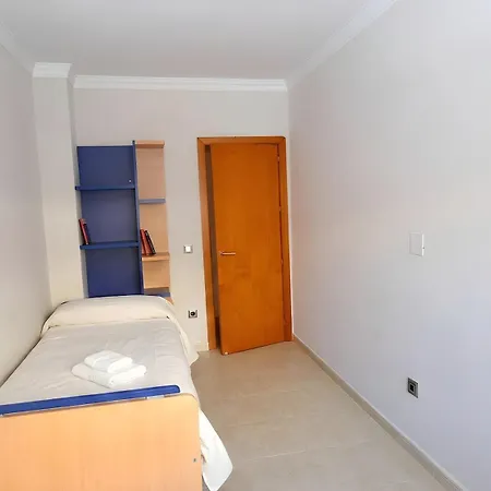 Centro De Conil Muy Amplio Solo Alquillamos Familias Parejas Apartmán